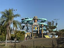 sun-splash-family-waterpark-pirate-cove