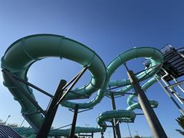 sun-splash-family-waterpark-slides-from-underneath