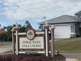 coral-oaks-golf-course-sign