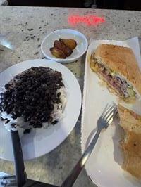 rincon-cubano-cuban-sandwhich-with-beans