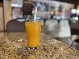 el-patio-restaurant-on-the-cape-peach-juice