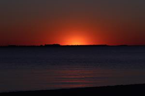 yacht-club-public-beach-last-bit-of-sunset