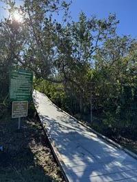 glover-bight-trail-trailhead